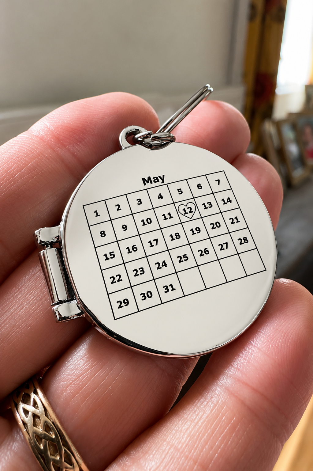 Personalised Photo Locket Keyring with Custom Calendar Date | Two Photo Stainless Steel Memory Keyring | Wedding Anniversary Memorial Gift